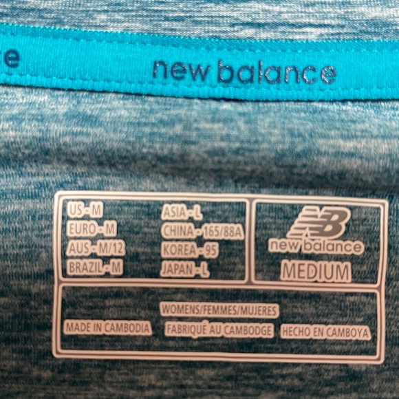 New Balance Half-Zip Pullover - Picture 4 of 6